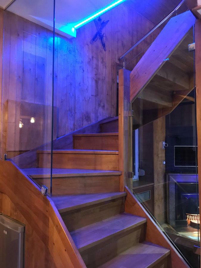 Le Chalet Loft And Spa Villeurbanne Esterno foto