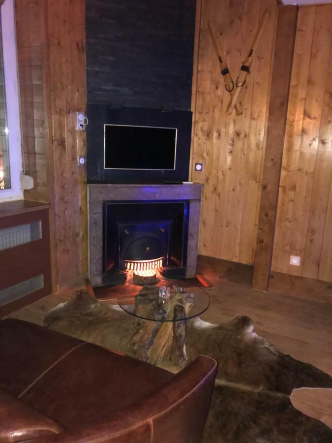 Le Chalet Loft And Spa Villeurbanne Esterno foto